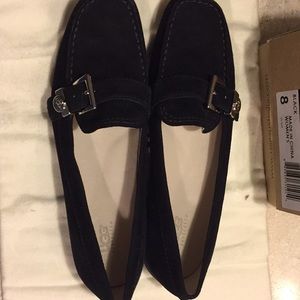 NWB UGG Black Suede loafers size 8